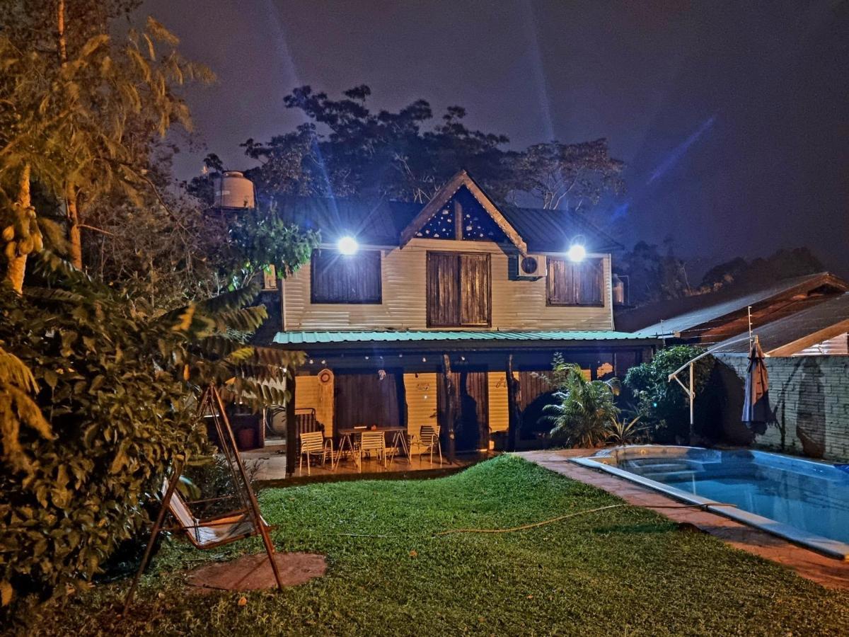 La Morada Del Sol Villa Puerto Iguazú Exteriör bild