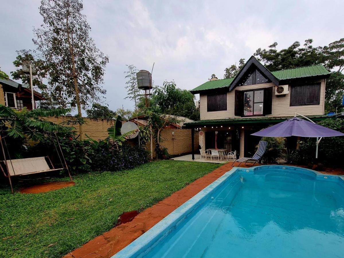La Morada Del Sol Villa Puerto Iguazú Exteriör bild