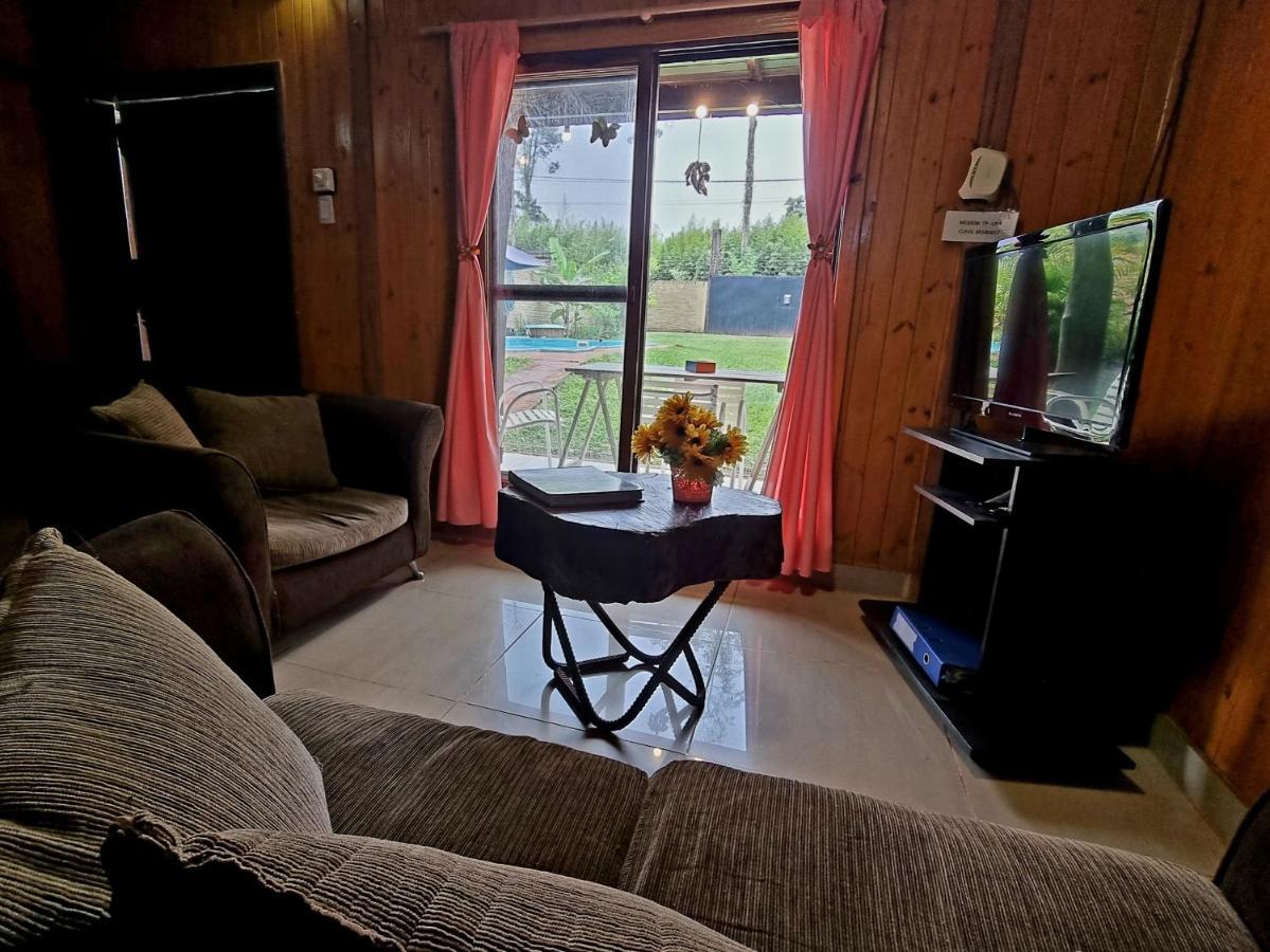 La Morada Del Sol Villa Puerto Iguazú Exteriör bild